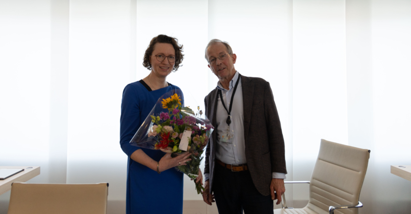 Collegelid Rikje Ruiter (links) en plaatsvervangend voorzitter Pieter de Graeff (rechts).